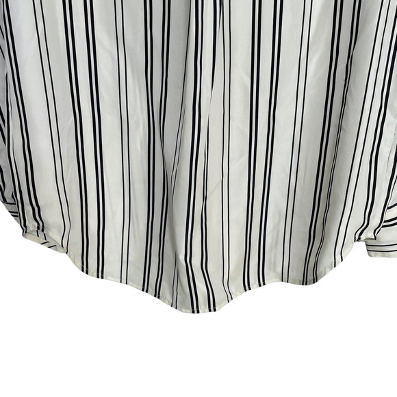 Everlane 100% Silk Blouse Black/White Stripes Classic Blouse Style Size 6 - Picture 6 of 10